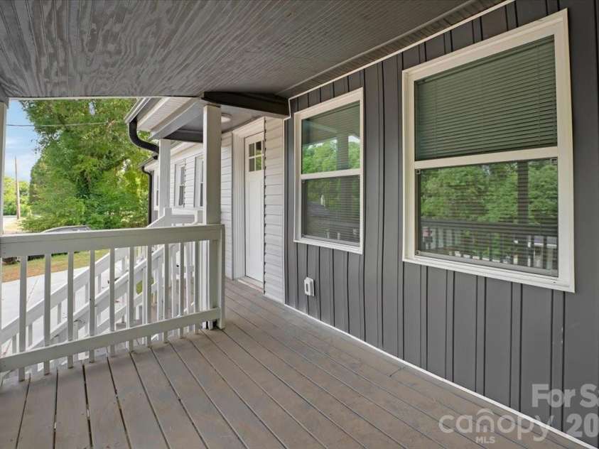 304 Derby Avenue, Newton, NC 28658.  MLS# CAR4394827, YatesRealty ID 31908. 
