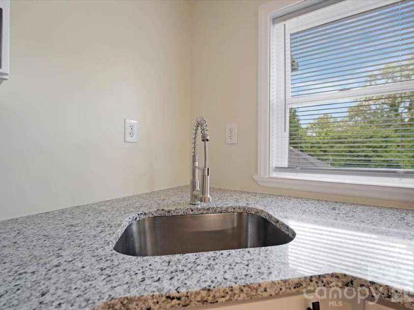 304 Derby Avenue, Newton, NC 28658.  MLS# CAR4394827, YatesRealty ID 31908. Granite countertops