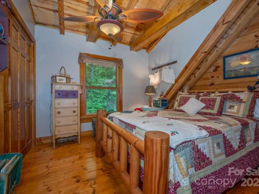 186 Black Ridge Drive, Bostic, NC 28018.  MLS# CAR4289461, YatesRealty ID 31909. 