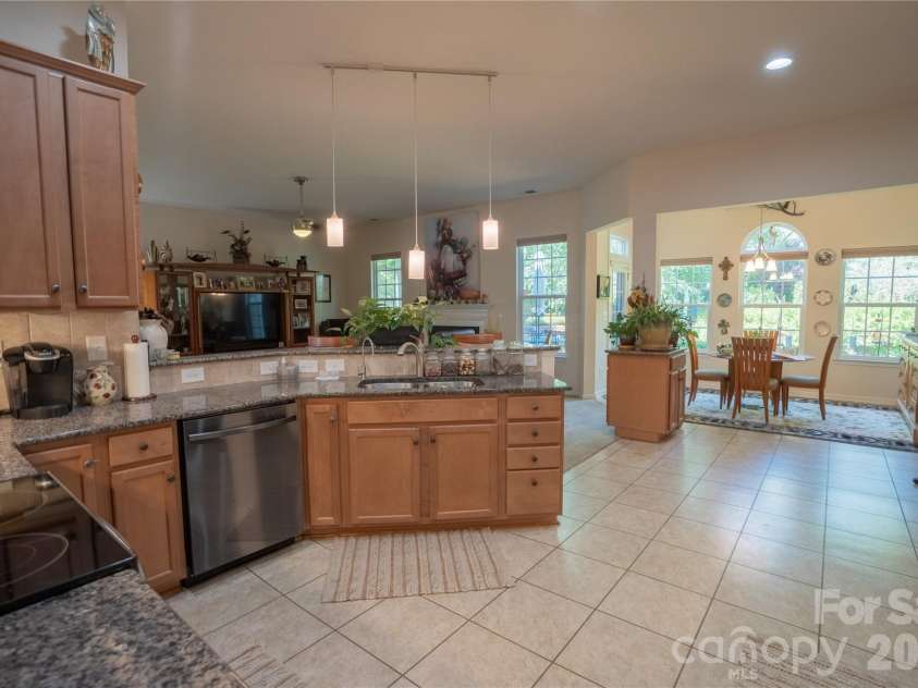 7661 Sellers Way, Denver, NC 28037.  MLS# CAR4393951, YatesRealty ID 31909. 