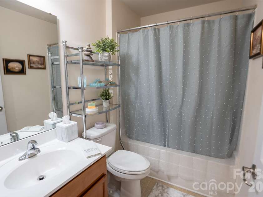 7661 Sellers Way, Denver, NC 28037.  MLS# CAR4393951, YatesRealty ID 31909. 