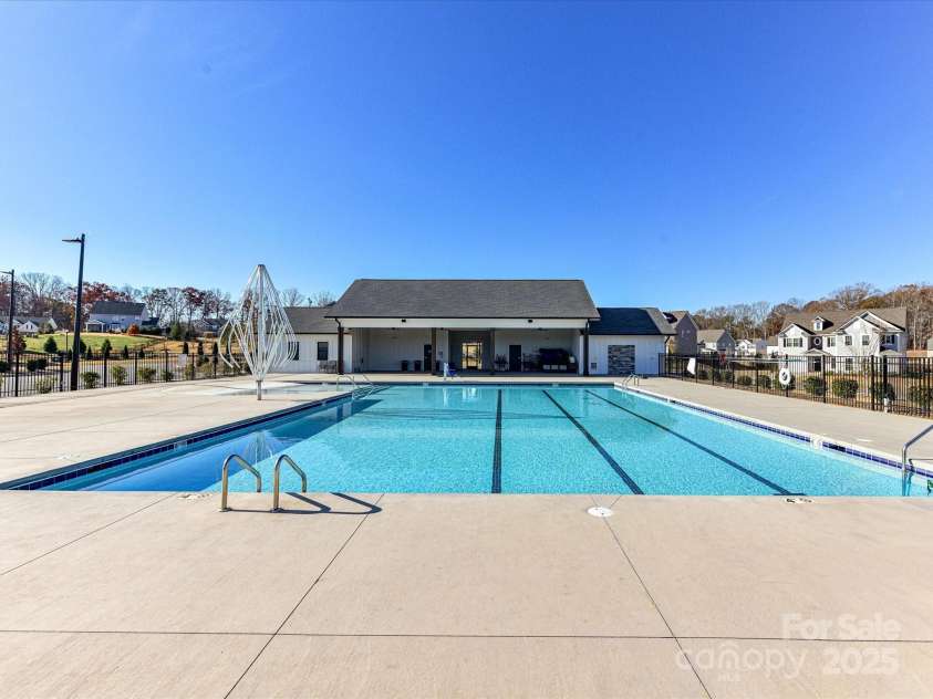 244 Bouchard Drive, Waxhaw, NC 28173.  MLS# CAR4312456, YatesRealty ID 3191. 