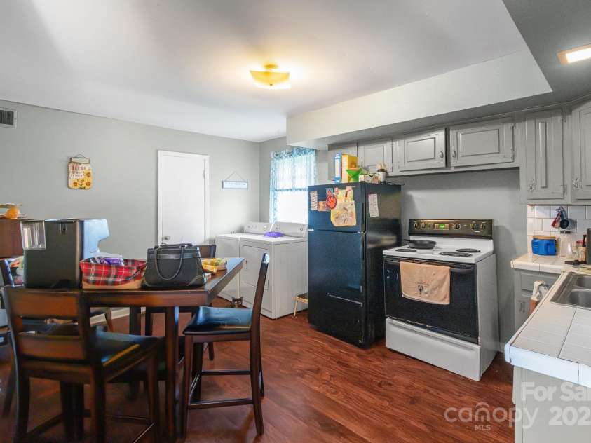 940 End Road, Chester, SC 29706.  MLS# CAR4290564, YatesRealty ID 31910. 