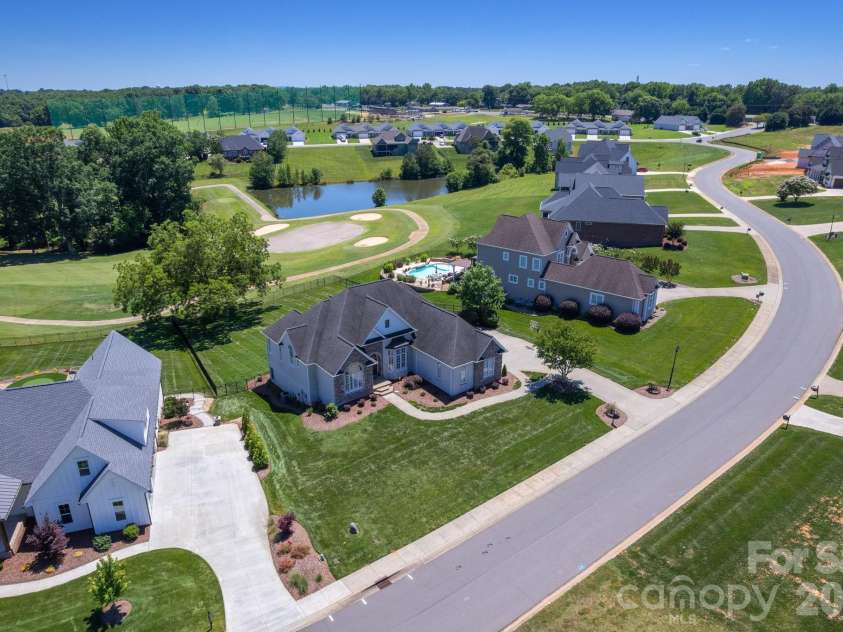 120 Augusta Lane, Shelby, NC 28150.  MLS# CAR4389781, YatesRealty ID 31913. 