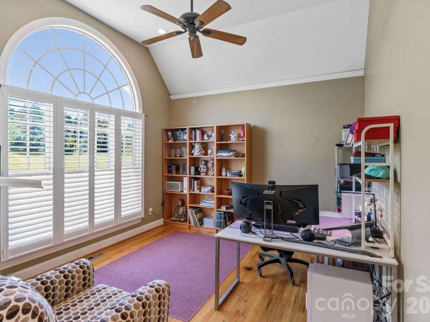 120 Augusta Lane, Shelby, NC 28150.  MLS# CAR4389781, YatesRealty ID 31913. 