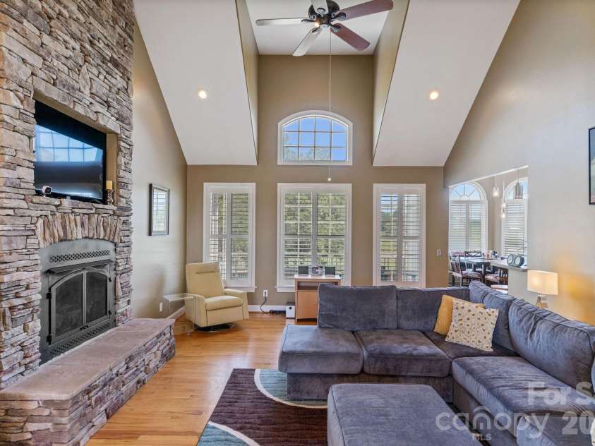 120 Augusta Lane, Shelby, NC 28150.  MLS# CAR4389781, YatesRealty ID 31913. 