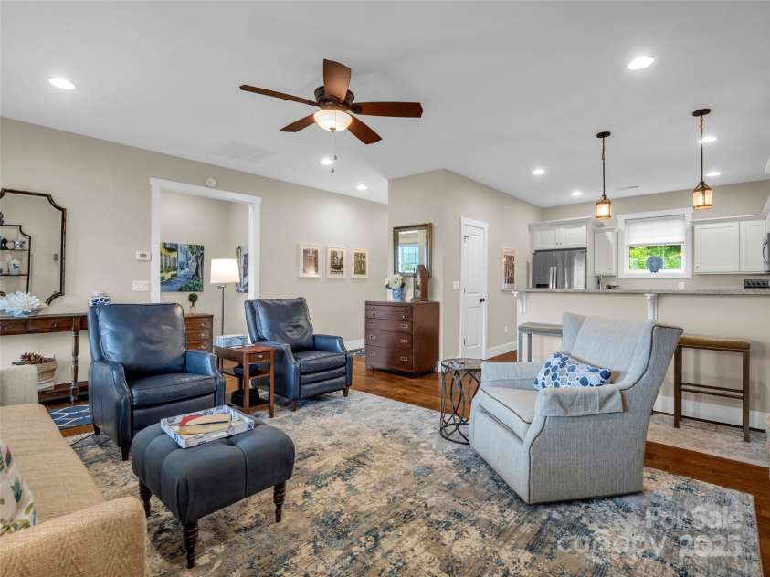 148 Red Hawk Knoll, Lake Lure, NC 28746.  MLS# CAR4291456, YatesRealty ID 31914. 