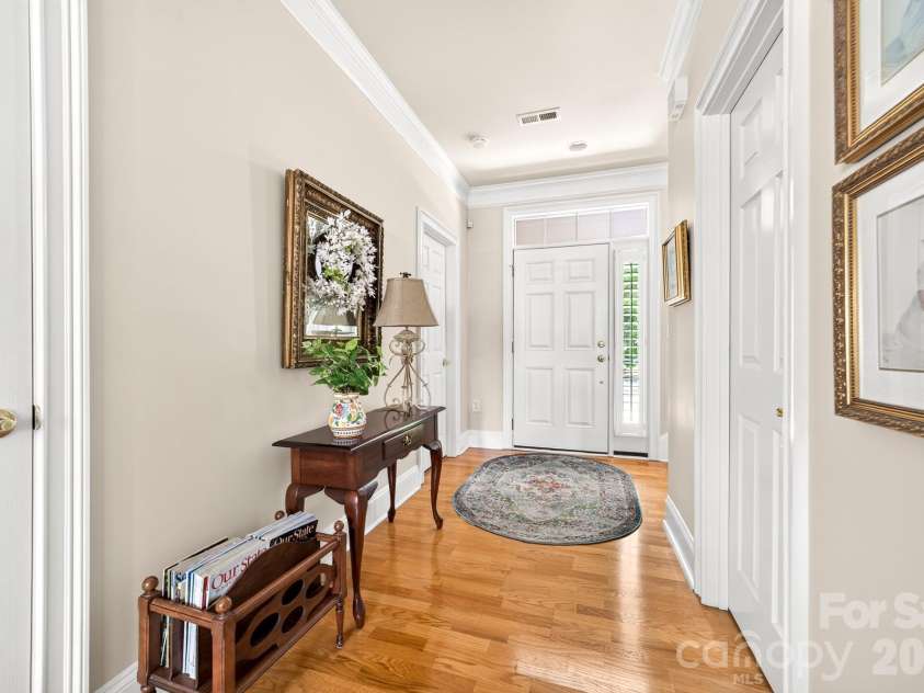 121 Mcleod Avenue, Belmont, NC 28012.  MLS# CAR4395236, YatesRealty ID 31918. 