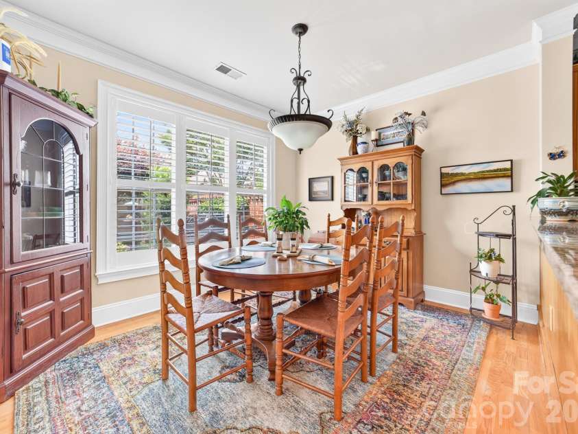 121 Mcleod Avenue, Belmont, NC 28012.  MLS# CAR4395236, YatesRealty ID 31918. 