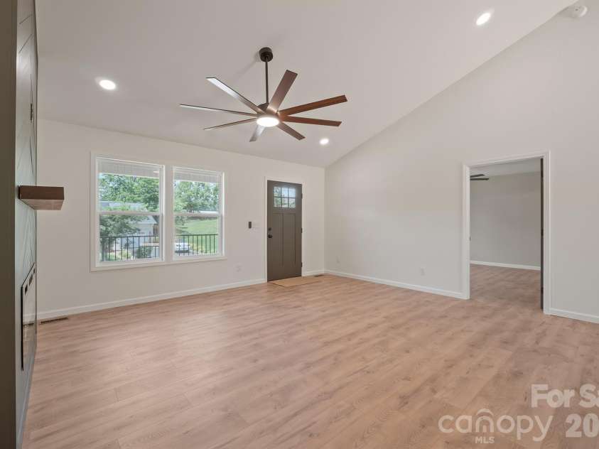 1649 Bentbrook Drive, Valdese, NC 28690.  MLS# CAR4395639, YatesRealty ID 31919. 