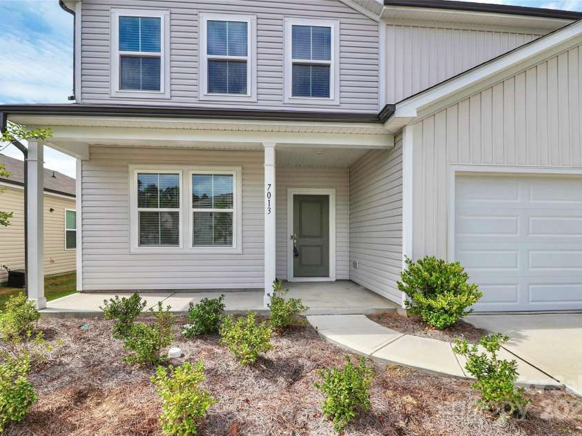 7013 Gale Force Lane, Charlotte, NC 28216.  MLS# CAR4291517, YatesRealty ID 31919. 