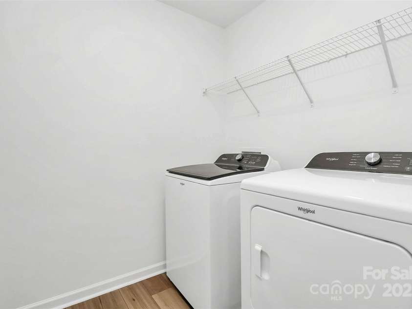 7013 Gale Force Lane, Charlotte, NC 28216.  MLS# CAR4291517, YatesRealty ID 31919. 