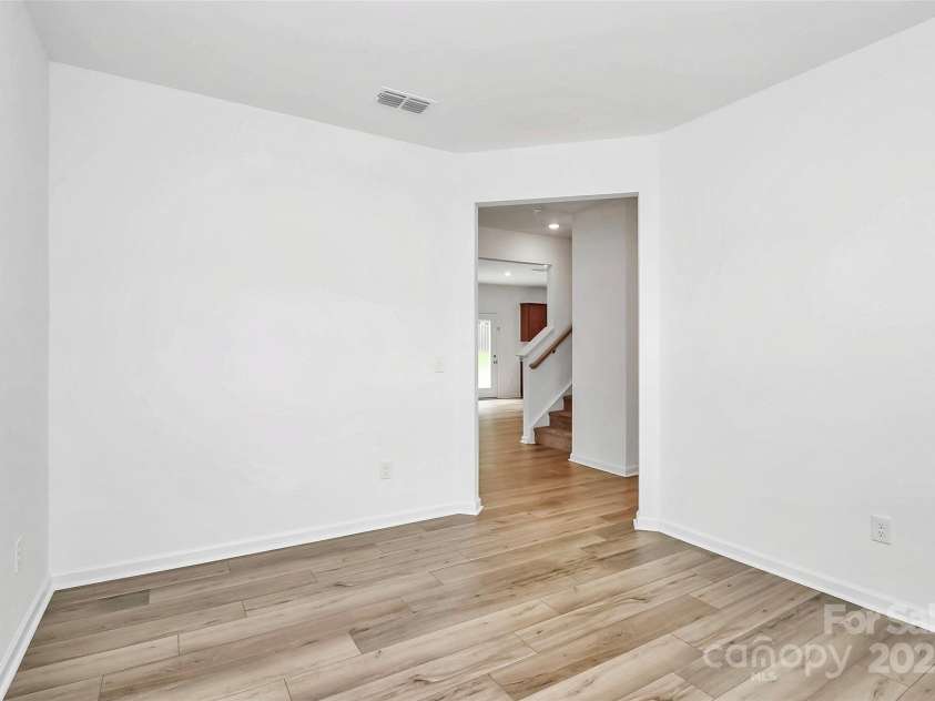 7013 Gale Force Lane, Charlotte, NC 28216.  MLS# CAR4291517, YatesRealty ID 31919. 