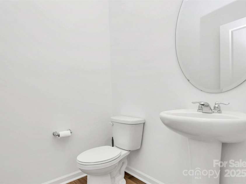 7013 Gale Force Lane, Charlotte, NC 28216.  MLS# CAR4291517, YatesRealty ID 31919. 