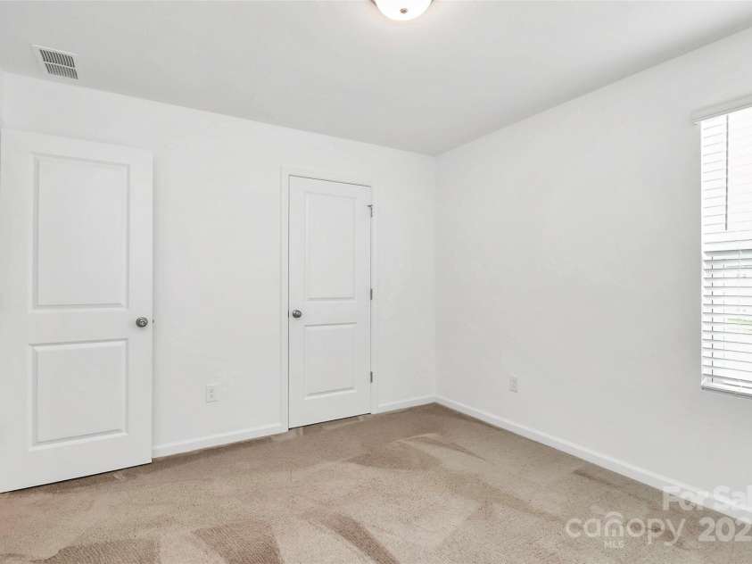 7013 Gale Force Lane, Charlotte, NC 28216.  MLS# CAR4291517, YatesRealty ID 31919. 