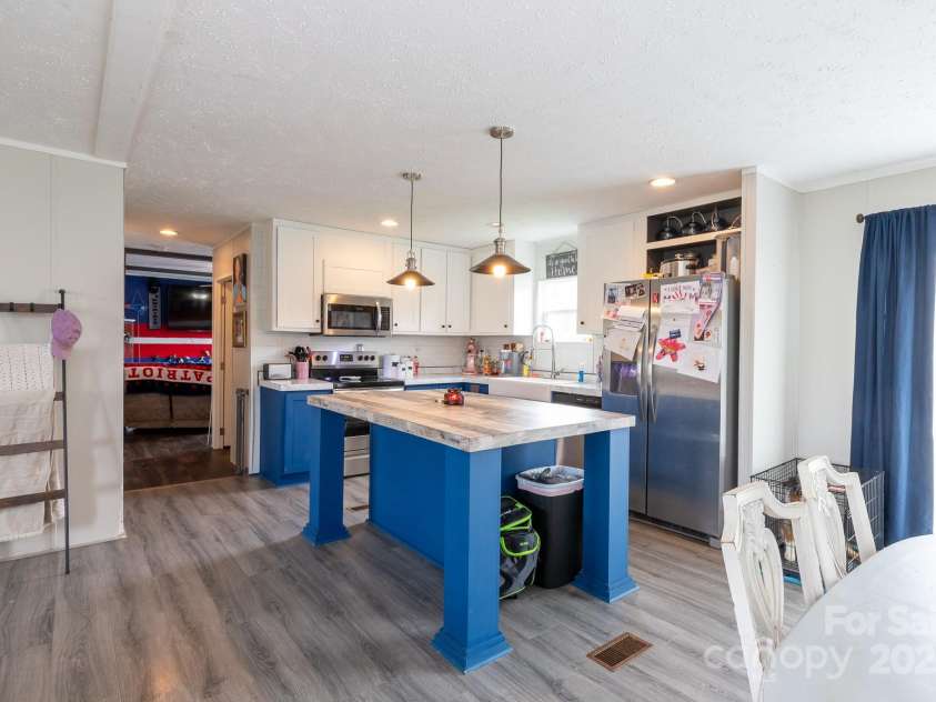 101 Park Lane, Grover, NC 28073.  MLS# CAR4292086, YatesRealty ID 31921. 