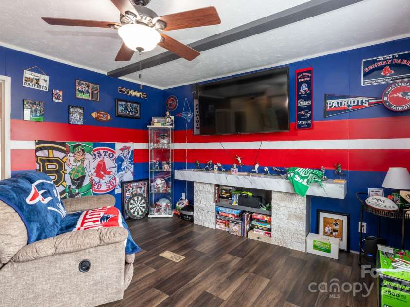 101 Park Lane, Grover, NC 28073.  MLS# CAR4292086, YatesRealty ID 31921. 