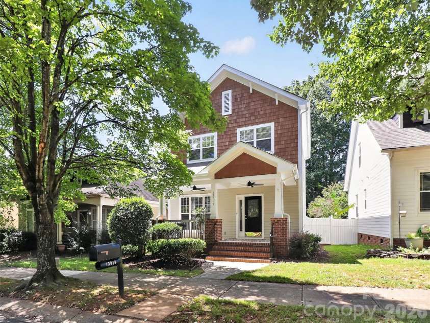 13019 West Douglas Park Drive, Huntersville, NC 28078.  MLS# CAR4395919, YatesRealty ID 31922. Front