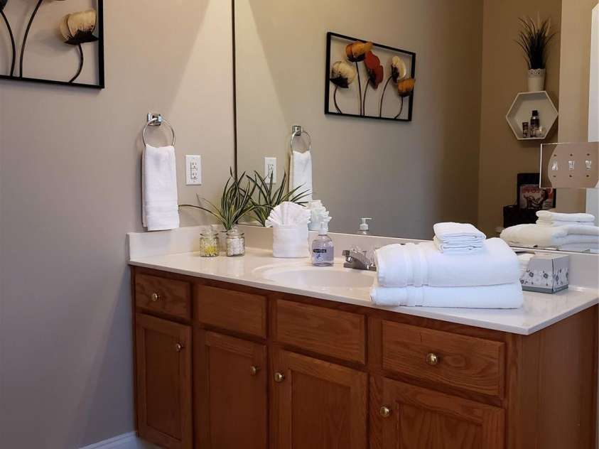 13019 West Douglas Park Drive, Huntersville, NC 28078.  MLS# CAR4395919, YatesRealty ID 31922. Master Bath