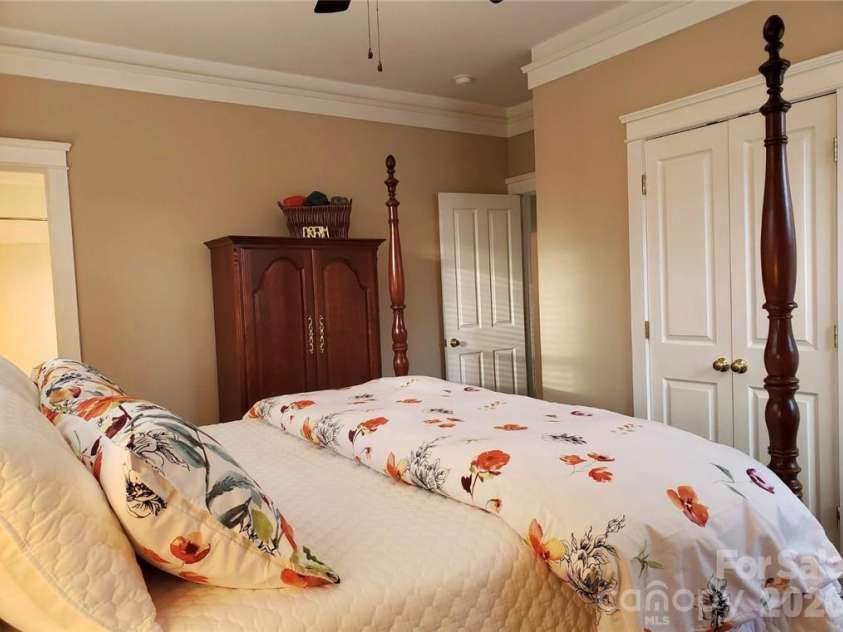13019 West Douglas Park Drive, Huntersville, NC 28078.  MLS# CAR4395919, YatesRealty ID 31922. Master Bedroom