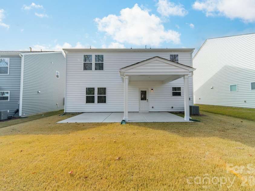 6012 Chumbley Point Road, Charlotte, NC 28215.  MLS# CAR4365246, YatesRealty ID 31923. 