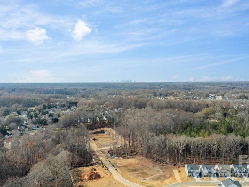 6012 Chumbley Point Road, Charlotte, NC 28215.  MLS# CAR4365246, YatesRealty ID 31923. 