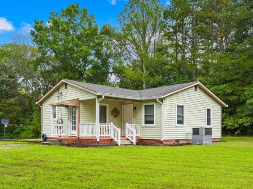 114 Graham Acres Road, Salisbury, NC 28147.  MLS# CAR4290916, YatesRealty ID 31924. 