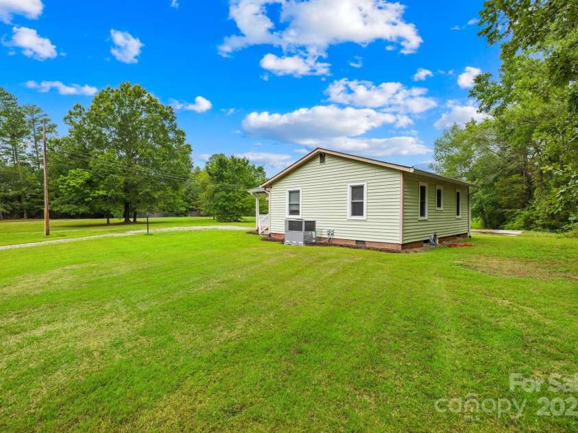 114 Graham Acres Road, Salisbury, NC 28147.  MLS# CAR4290916, YatesRealty ID 31924. 