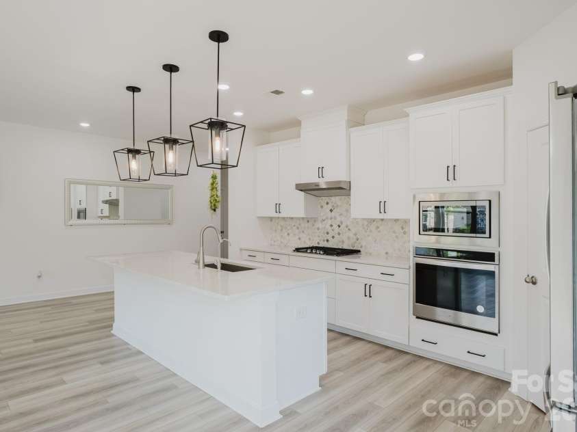 5213 Birchhill Road, Mint Hill, NC 28227.  MLS# CAR4393720, YatesRealty ID 31924. 