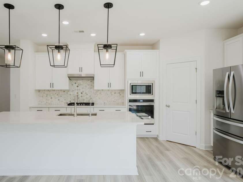 5213 Birchhill Road, Mint Hill, NC 28227.  MLS# CAR4393720, YatesRealty ID 31924. 