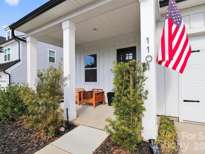1101 Masefield Avenue, Matthews, NC 28105.  MLS# CAR4364671, YatesRealty ID 31925. 
