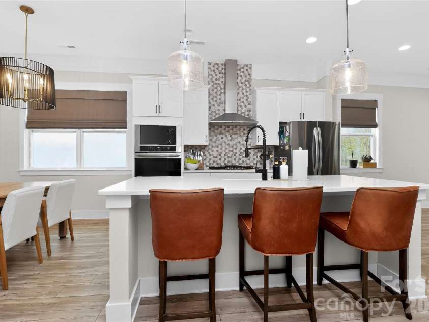 1101 Masefield Avenue, Matthews, NC 28105.  MLS# CAR4364671, YatesRealty ID 31925. 