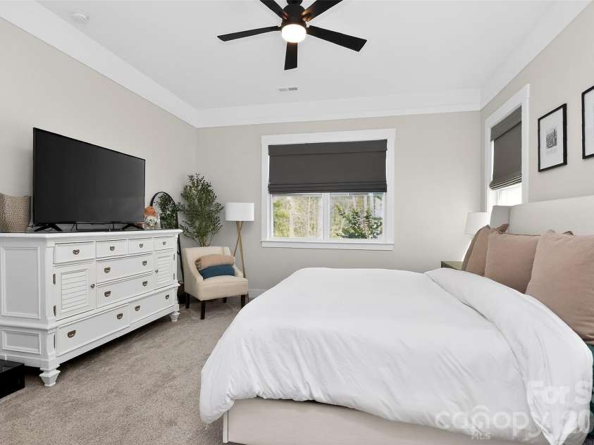 1101 Masefield Avenue, Matthews, NC 28105.  MLS# CAR4364671, YatesRealty ID 31925. 