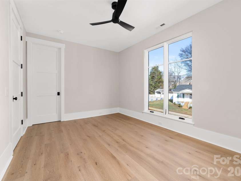 216 Walnut Street, Davidson, NC 28036.  MLS# CAR4300699, YatesRealty ID 31926. 