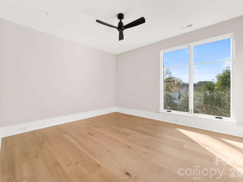 216 Walnut Street, Davidson, NC 28036.  MLS# CAR4300699, YatesRealty ID 31926. 