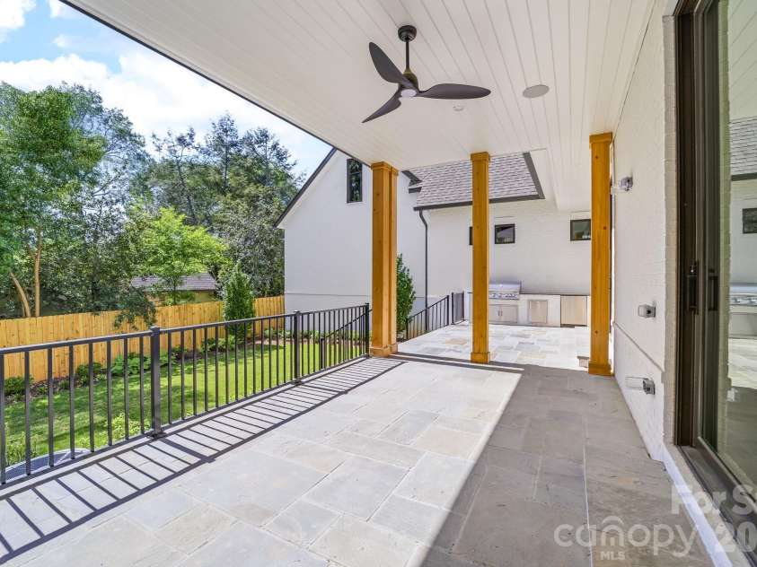 216 Walnut Street, Davidson, NC 28036.  MLS# CAR4300699, YatesRealty ID 31926. 