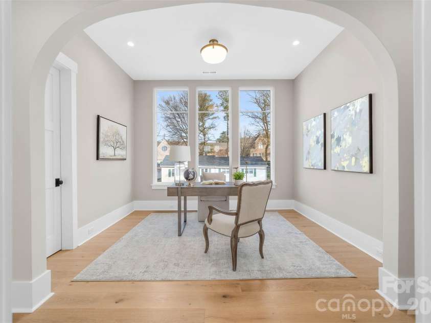 216 Walnut Street, Davidson, NC 28036.  MLS# CAR4300699, YatesRealty ID 31926. Second floor office