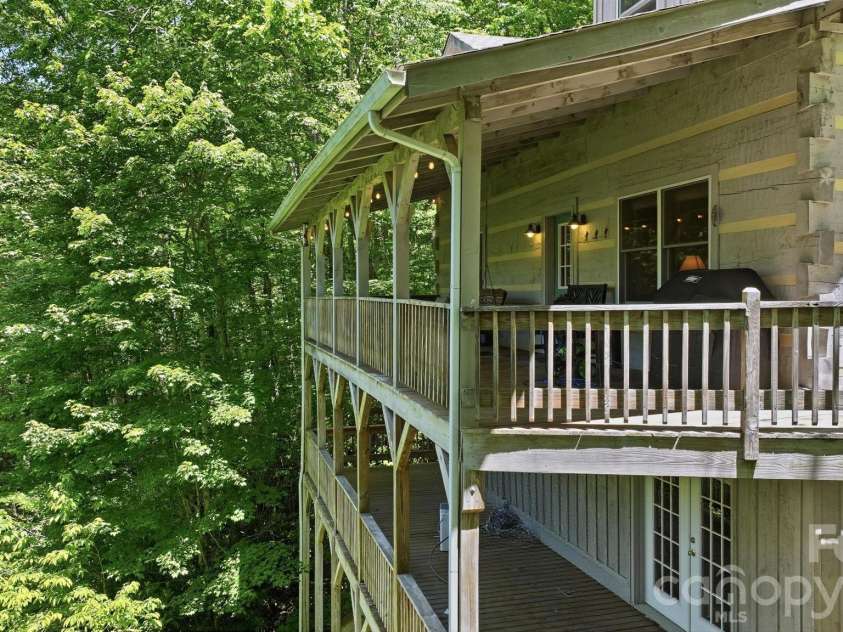 311 Copper Spur Drive, Maggie Valley, NC 28751.  MLS# CAR4387537, YatesRealty ID 31927. 