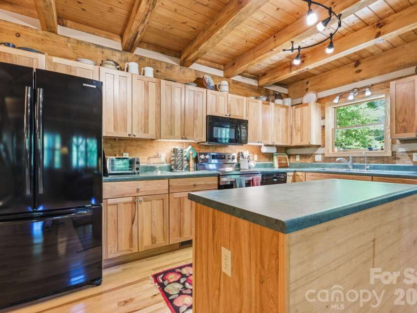 311 Copper Spur Drive, Maggie Valley, NC 28751.  MLS# CAR4387537, YatesRealty ID 31927. 