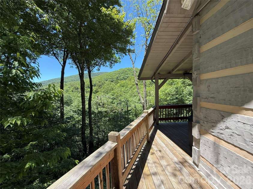 311 Copper Spur Drive, Maggie Valley, NC 28751.  MLS# CAR4387537, YatesRealty ID 31927. 