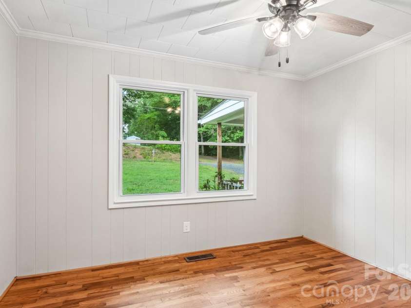 435 Parker Circle, Norwood, NC 28128.  MLS# CAR4388801, YatesRealty ID 31928. 