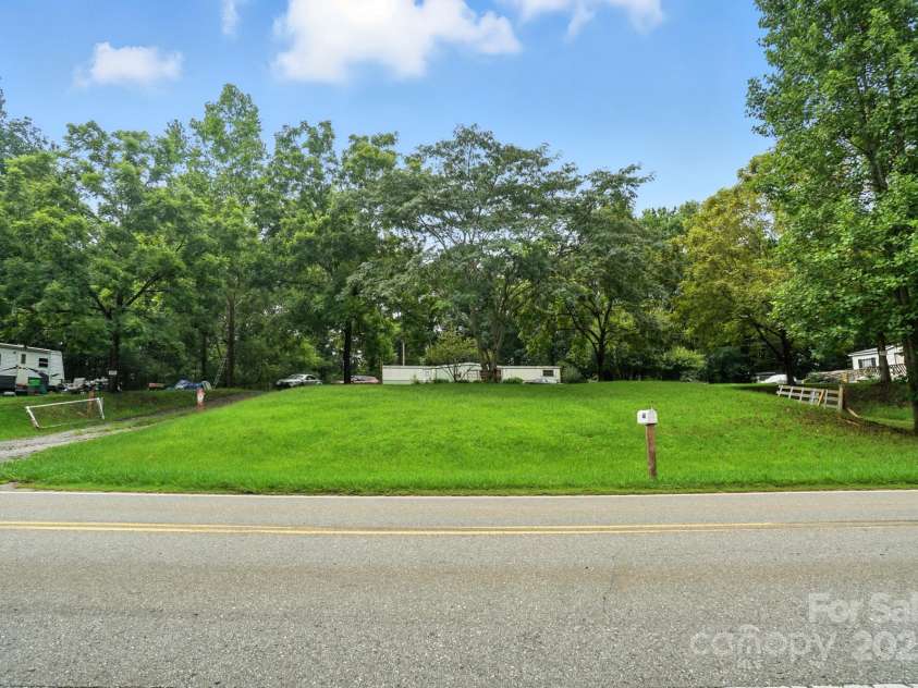 450 Dixon School Road, Kings Mountain, NC 28086.  MLS# CAR4291938, YatesRealty ID 31928. View of the front lot of subject from across street
