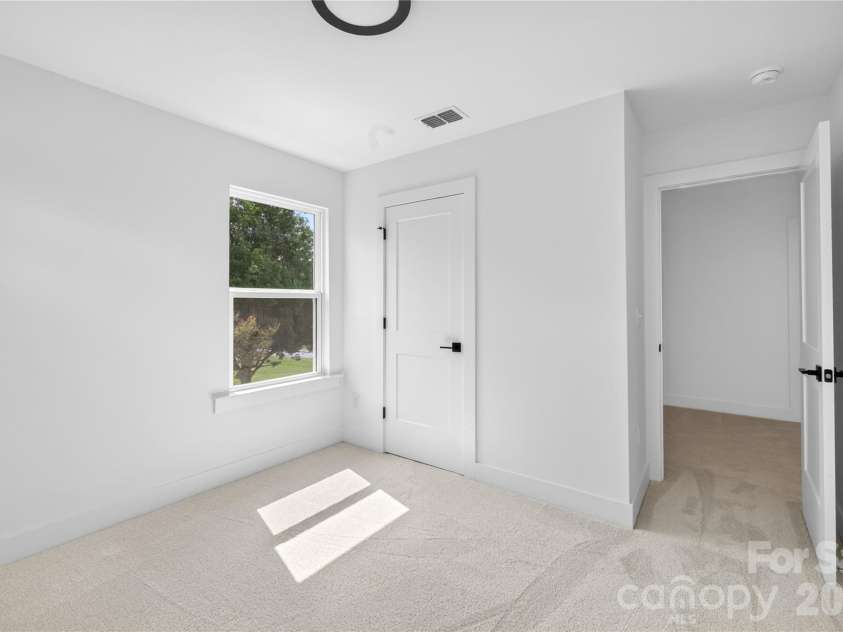 675 Fisher Street, Kannapolis, NC 28027.  MLS# CAR4392519, YatesRealty ID 31929. 