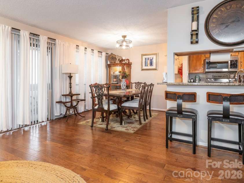7200 Winery Lane, Charlotte, NC 28227.  MLS# CAR4352224, YatesRealty ID 3193. 