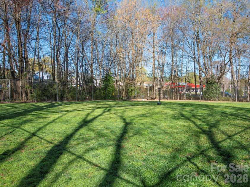 7200 Winery Lane, Charlotte, NC 28227.  MLS# CAR4352224, YatesRealty ID 3193. 