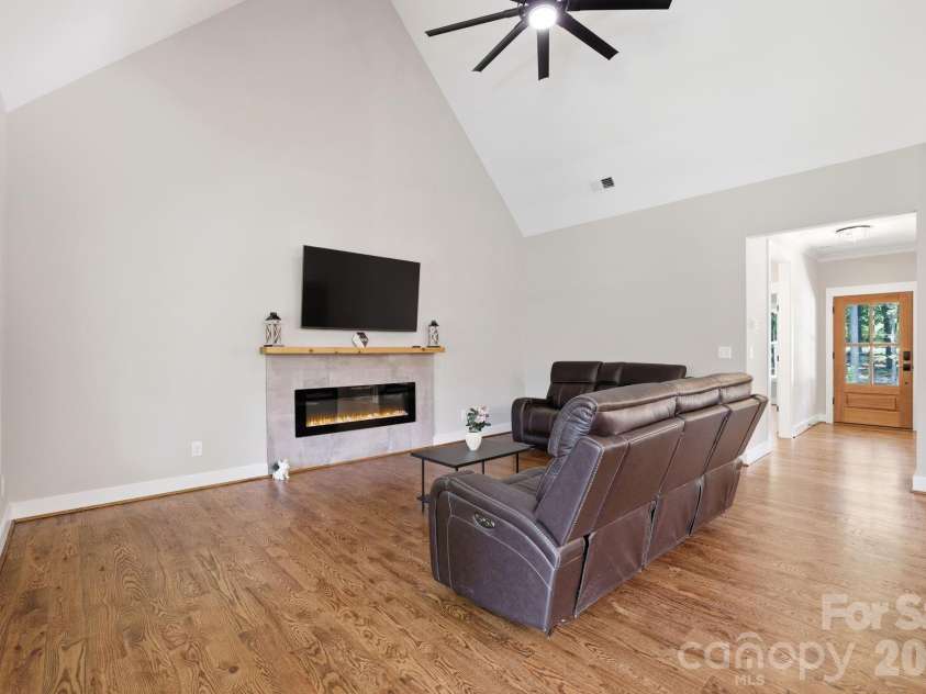 1004 Sandy Ridge Road, Monroe, NC 28112.  MLS# CAR4384931, YatesRealty ID 31930. 