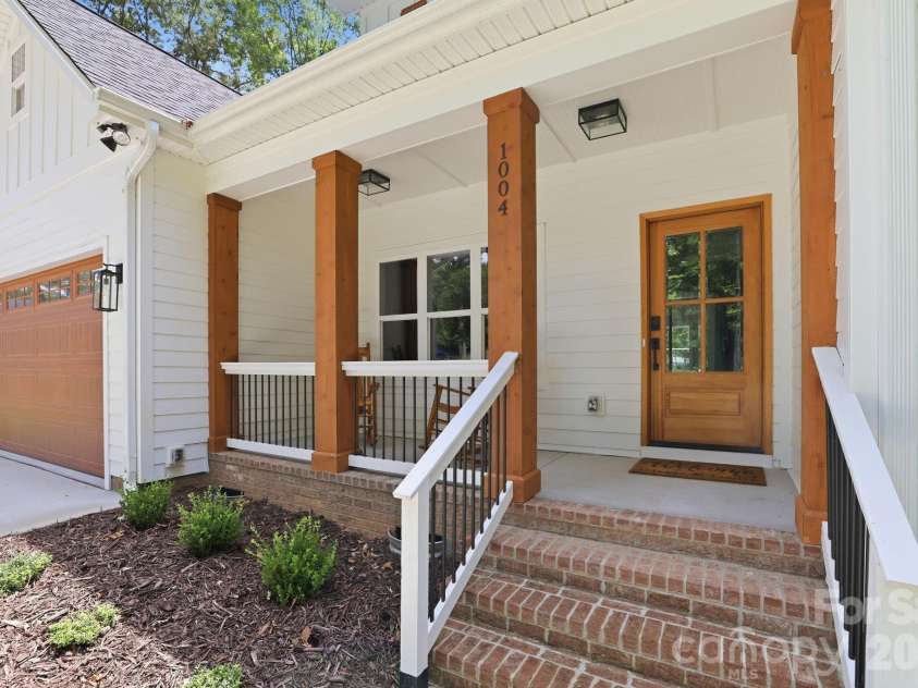 1004 Sandy Ridge Road, Monroe, NC 28112.  MLS# CAR4384931, YatesRealty ID 31930. 