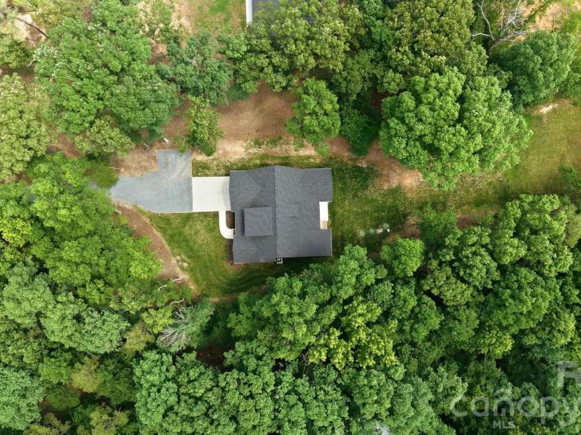 1004 Sandy Ridge Road, Monroe, NC 28112.  MLS# CAR4384931, YatesRealty ID 31930. 