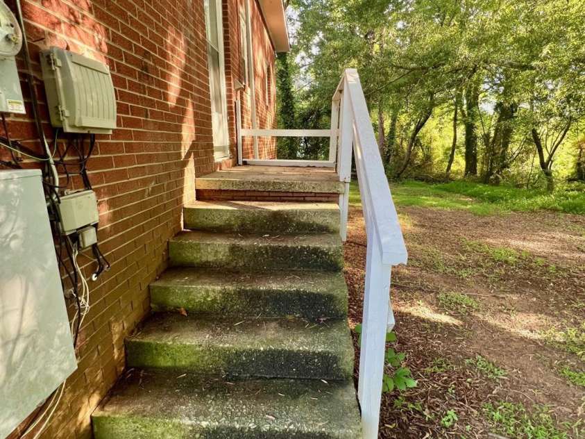 88 Polk Street, Taylorsville, NC 28681.  MLS# CAR4292183, YatesRealty ID 31930. 