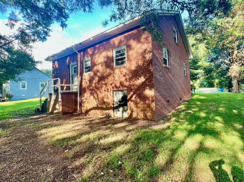 88 Polk Street, Taylorsville, NC 28681.  MLS# CAR4292183, YatesRealty ID 31930. 